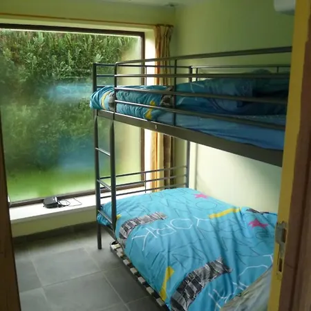 De La Vallee Des Pres Chalé *